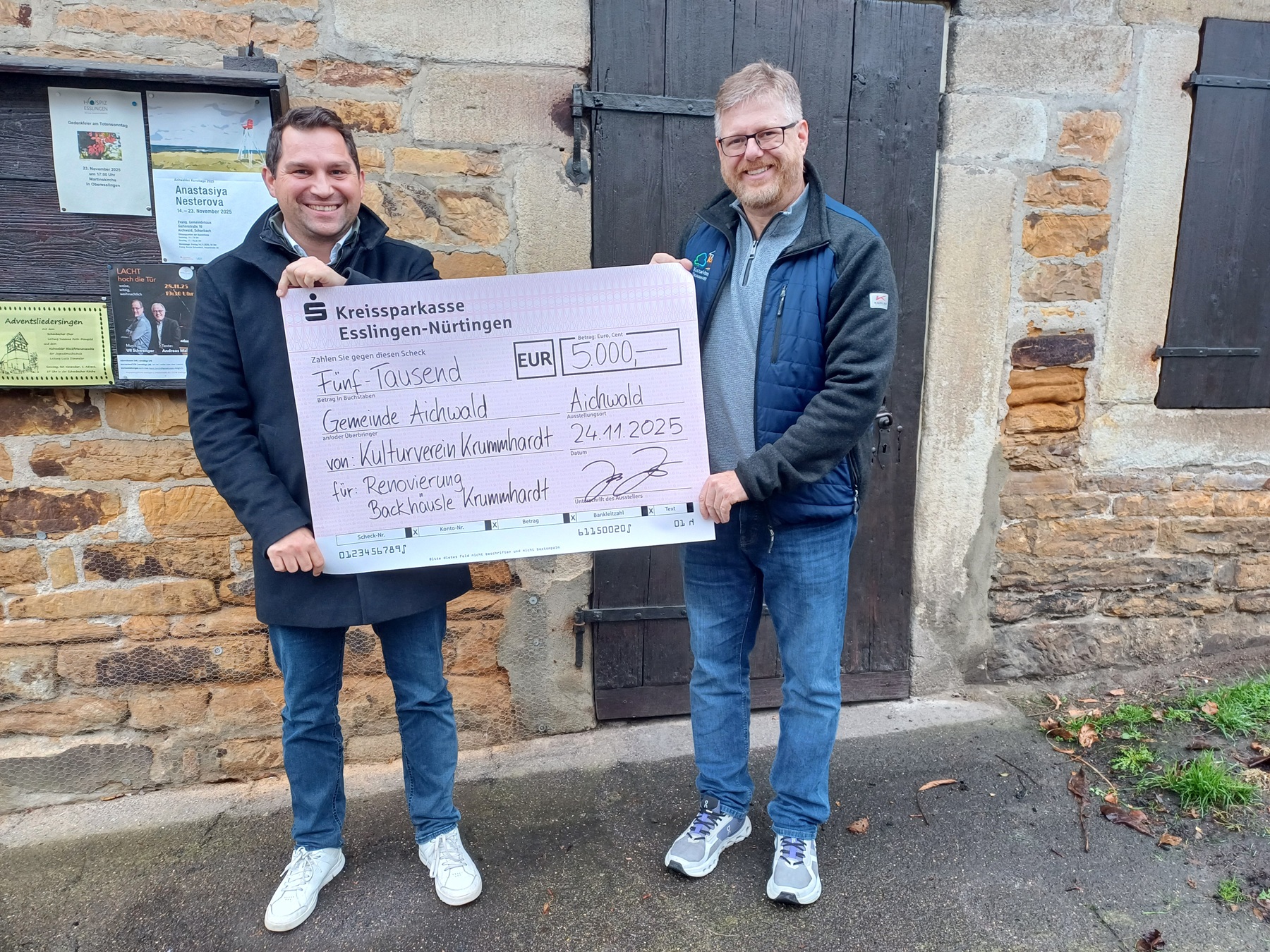 Scheckuebergabe KVK an BM (4) verkleinert